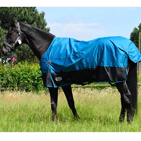 Daselfo-Regendecke-BasicLine-Lech-Outdoordecke-Weidedecke-Stalldecke-Paddock-TOP